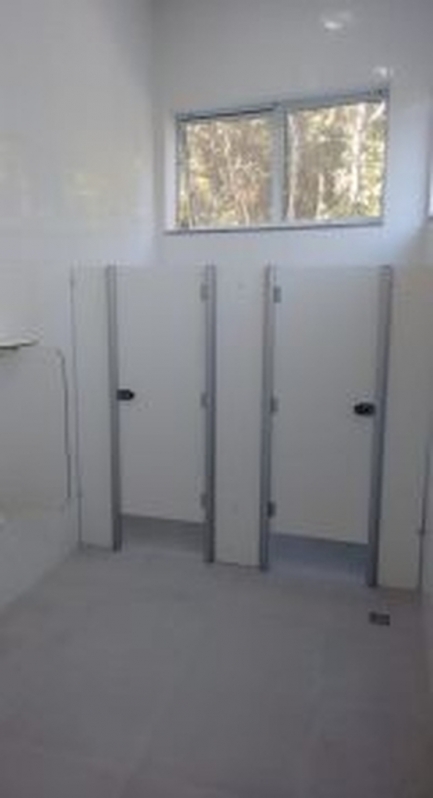 Divisórias para Banheiros Comerciais Sorocaba - Divisória para Banheiro Coletivo